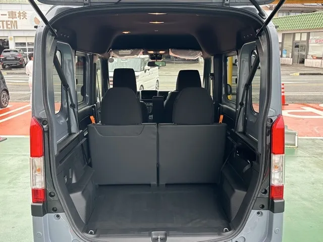 N-VAN(ホンダ)FUNターボ届出済未使用車 9