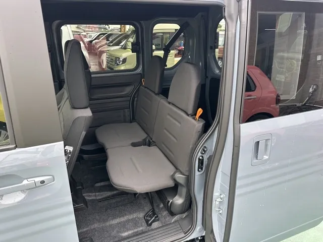 N-VAN(ホンダ)FUNターボ届出済未使用車 4