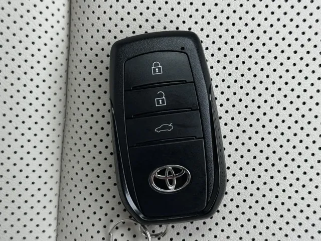 クラウン(トヨタ)G アドバンスド・レザーパッケージ中古車 28