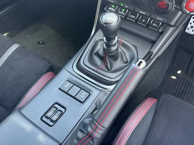 GR86(トヨタ)スバル BRZ STIスポーツ 6MT中古車 13