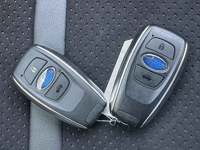 GR86(トヨタ)スバル BRZ STIスポーツ 6MT中古車 25