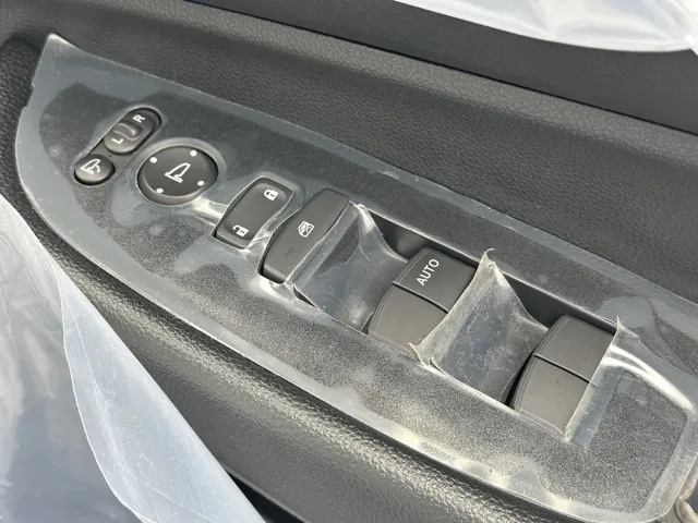 WR-V(ホンダ)X登録済未使用車 13