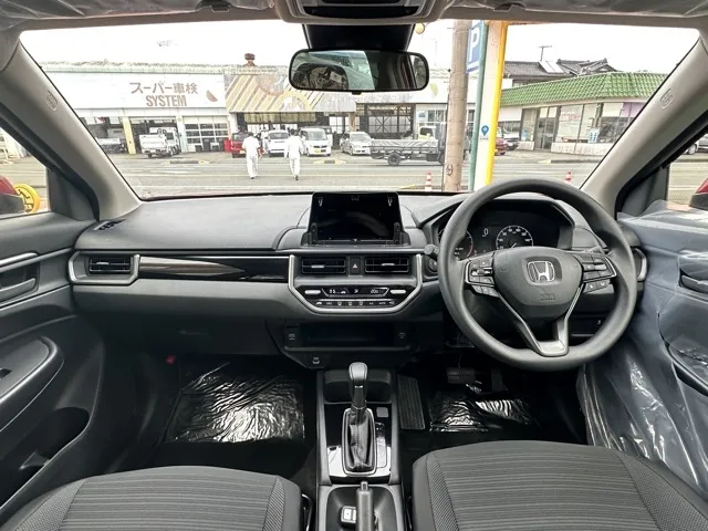WR-V(ホンダ)X登録済未使用車 5