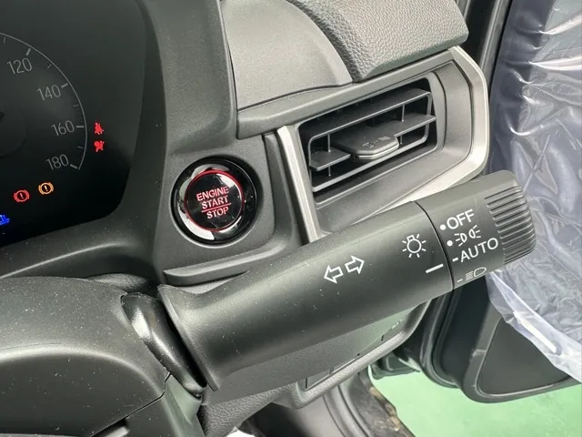 WR-V(ホンダ)X登録済未使用車 14