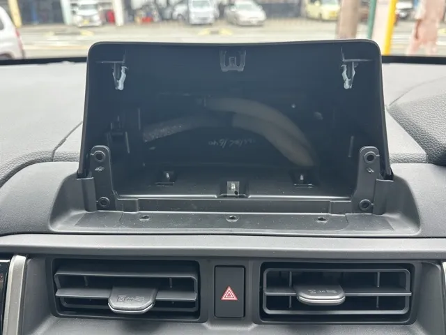 WR-V(ホンダ)X登録済未使用車 15