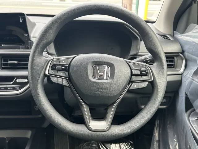WR-V(ホンダ)X登録済未使用車 6