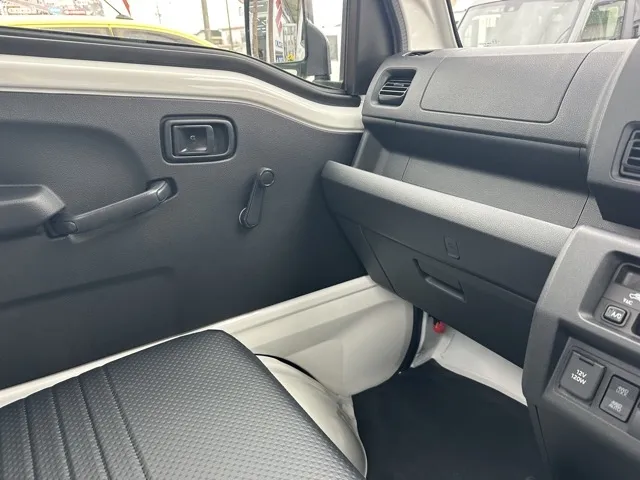 サンバー(スバル)TA デフロック 4WD AT届出済未使用車 17