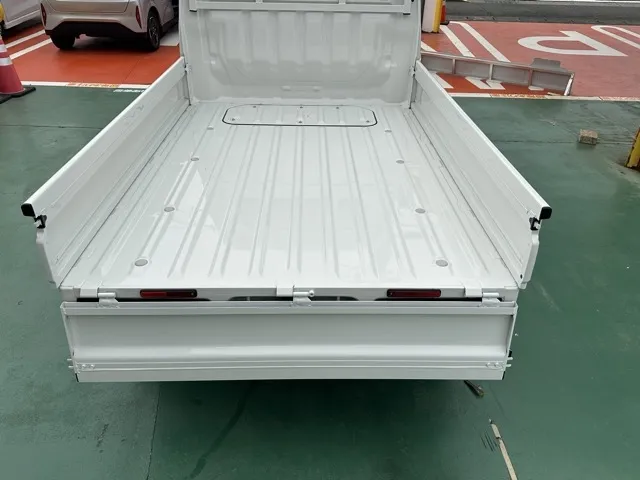 サンバー(スバル)TA デフロック 4WD AT届出済未使用車 5