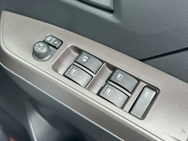 ルーミー(トヨタ)G UGP中古車 13