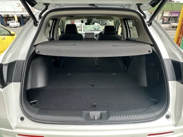 ZR-V(ホンダ)e：HEV Z ４ＷＤ 中古車 10