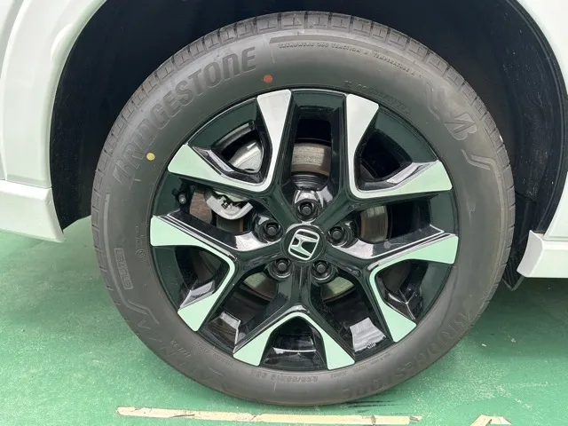 ZR-V(ホンダ)e：HEV Z ４ＷＤ 中古車 12