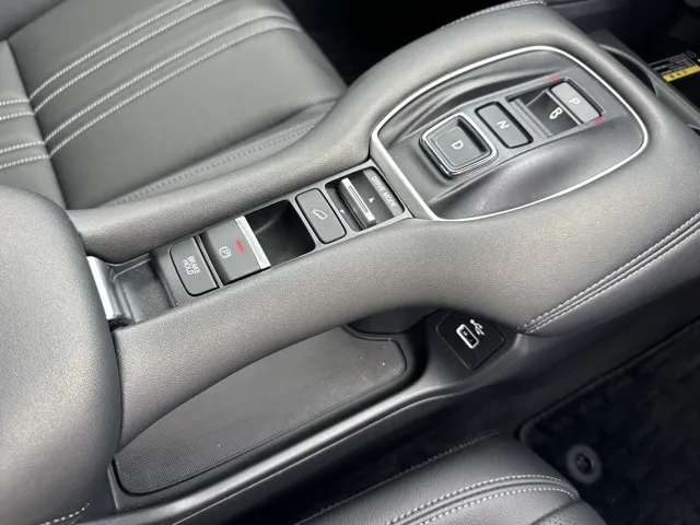 ZR-V(ホンダ)e：HEV Z ４ＷＤ 中古車 21