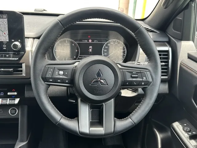 トライトン(三菱)GSR中古車 8