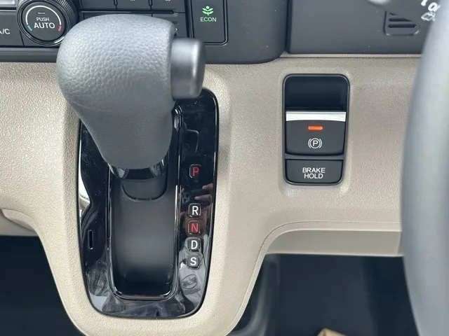 N-BOX(ホンダ)JOYターボ届出済未使用車 17