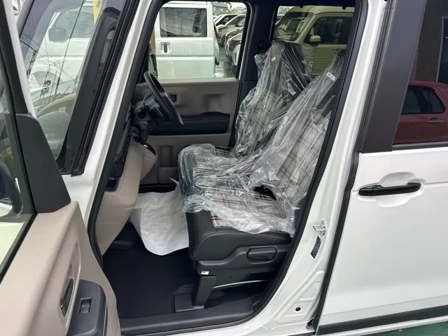 N-BOX(ホンダ)JOYターボ届出済未使用車 3