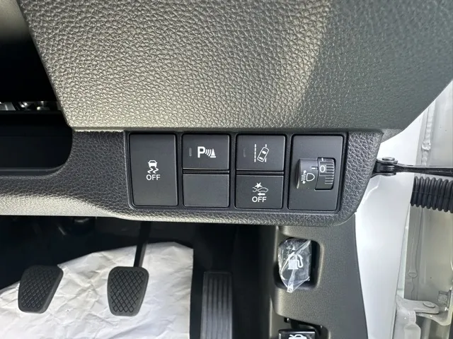 N-ONE(ホンダ)ＲＳ ６ＭＴ届出済未使用車 12