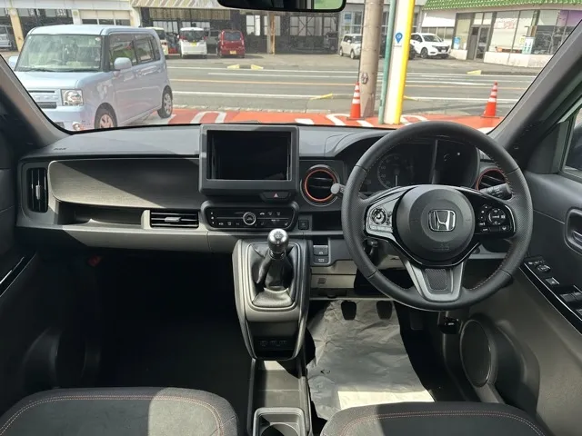 N-ONE(ホンダ)ＲＳ ６ＭＴ届出済未使用車 5