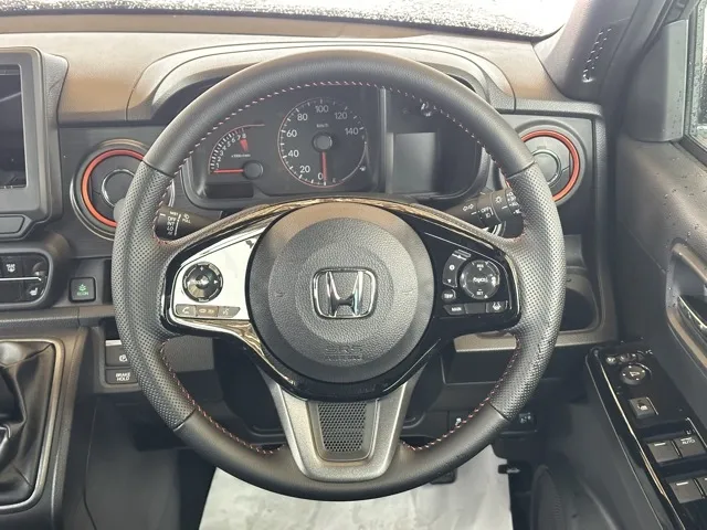 N-ONE(ホンダ)ＲＳ ６ＭＴ届出済未使用車 6