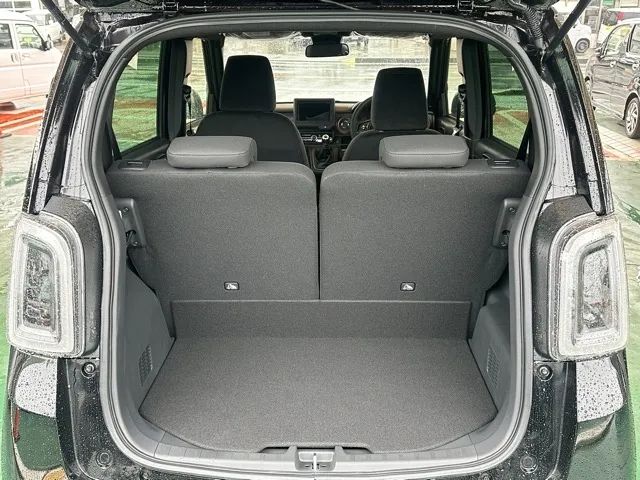 N-ONE(ホンダ)ＲＳ ６ＭＴ届出済未使用車 8