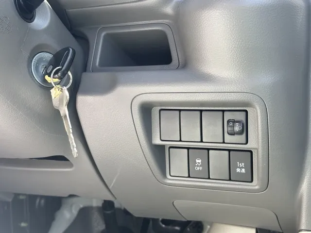 エブリイ(スズキ)NV１００クリッパーDX 4WD 5AGSレンタＵＰ 14