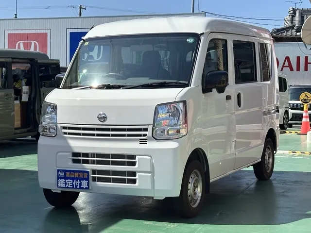 エブリイ(スズキ)NV１００クリッパーDX 4WD 5AGSレンタＵＰ 1