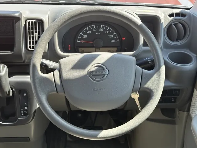 エブリイ(スズキ)NV１００クリッパーDX 4WD 5AGSレンタＵＰ 6