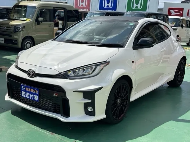 GRヤリス(トヨタ)RZ ４WD 6MT中古車 1