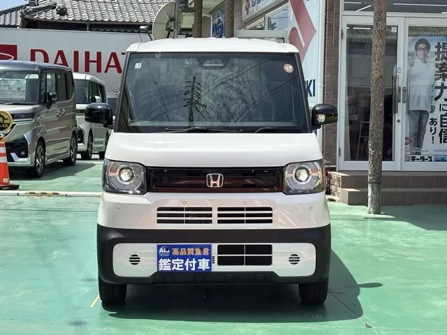 N-BOX(ホンダ)JOY 4WD届出済未使用車 23