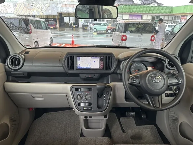 パッソ(トヨタ)X中古車 5