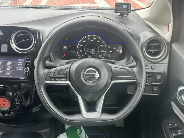 ノート(ニッサン)eパワーX Ｖセレクション中古車 6