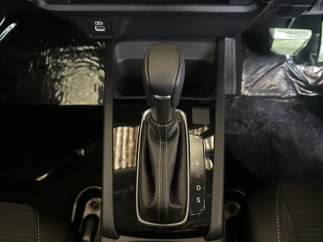 WR-V(ホンダ)Z+登録済未使用車 16