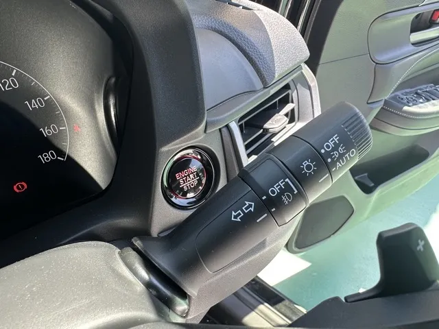 WR-V(ホンダ)Z+ ダムド リヴァーブ登録済未使用車 15