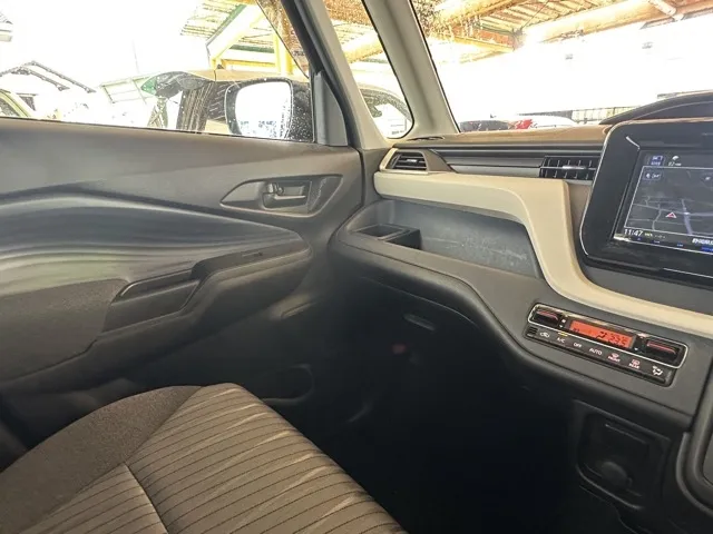 ソリオ(スズキ)Ｇ中古車 21