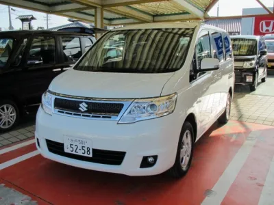 セレナ(ニッサン)20Gディラー使用車 1