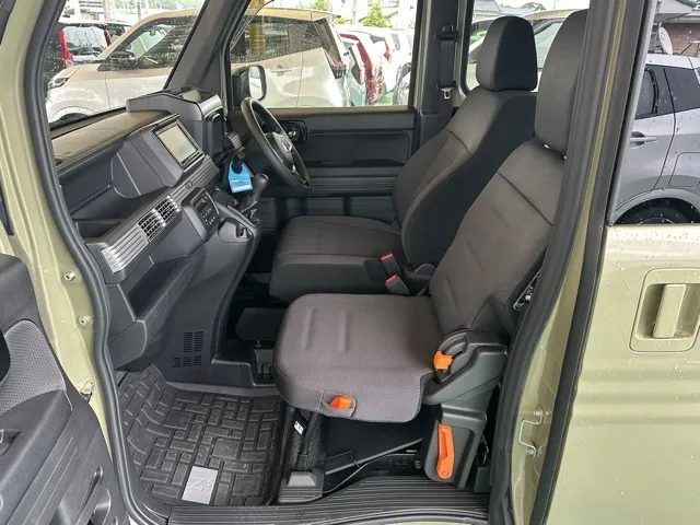 N-VAN(ホンダ)プラススタイルFUN ４ＷＤ MT中古車 3