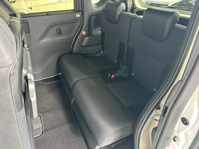 タント(ダイハツ)X届出済未使用車 4