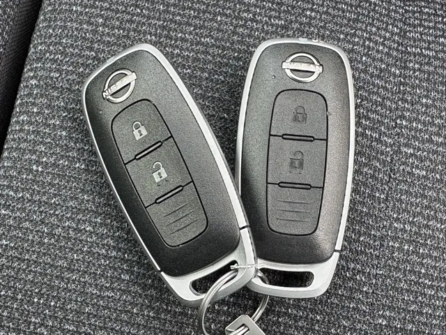 サクラ(ニッサン)G中古車 25