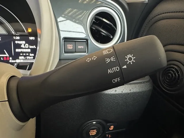 ワゴンRスマイル(スズキ)ハイブリッドS届出済未使用車 18