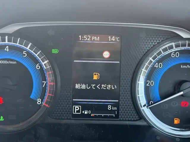 デリカミニ(三菱)Gプレミアム ４WD届出済未使用車 26