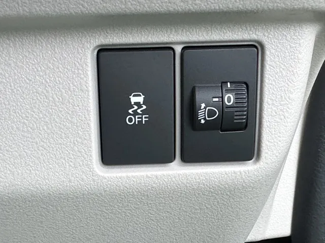 N-BOX(ホンダ)N-BOX ファッションスタイル コンフォートＰ中古車 14