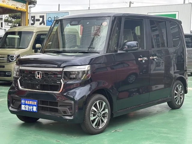 N-BOX(ホンダ)N-BOXカスタム届出済未使用車 1