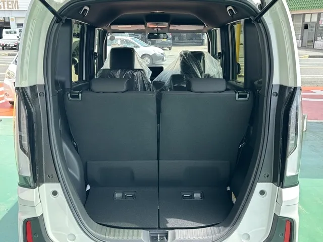 N-BOX(ホンダ)N-BOXカスタム 両側PSD届出済未使用車 10