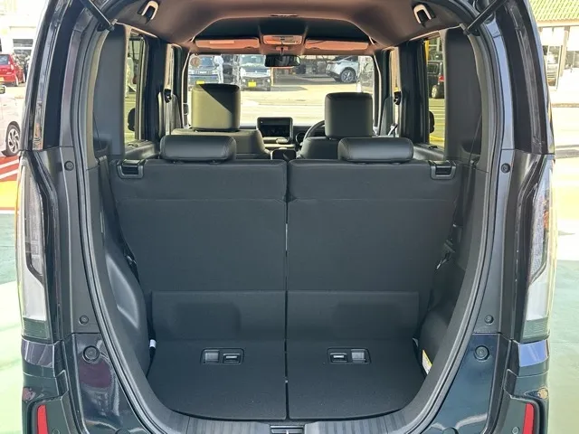 N-BOX(ホンダ)N-BOXカスタムターボ届出済未使用車 10