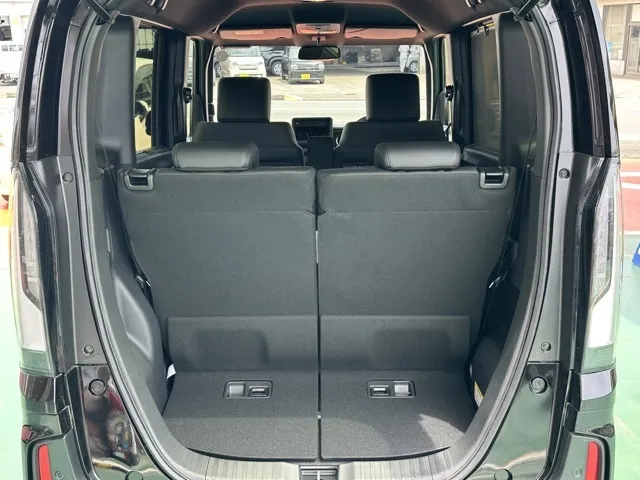N-BOX(ホンダ)N-BOXカスタムターボ届出済未使用車 10