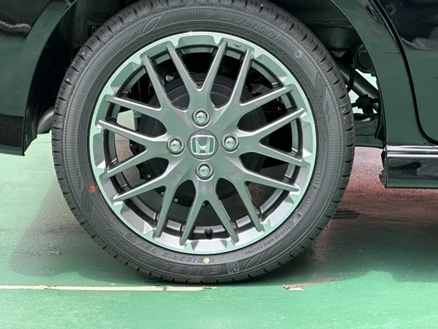 N-BOX(ホンダ)N-BOXカスタムターボ届出済未使用車 13