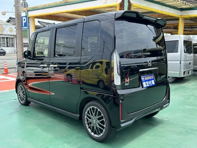 N-BOX(ホンダ)N-BOXカスタムターボ届出済未使用車 2
