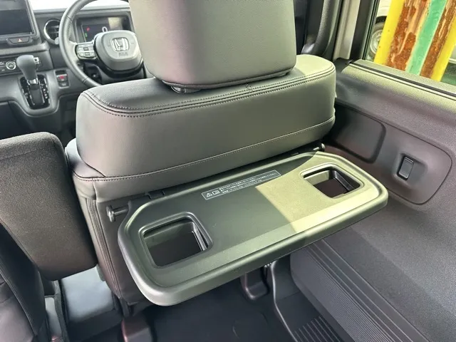 N-BOX(ホンダ)N-BOXカスタムターボ届出済未使用車 8