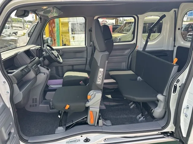 N-VAN(ホンダ)Gタイプ AT届出済未使用車 4