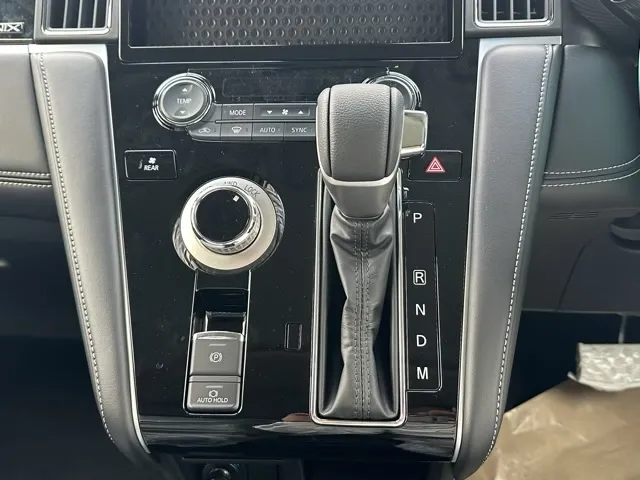 デリカD:5(三菱)シャモニー ナビ取付PKGアラビュー登録済未使用車 20