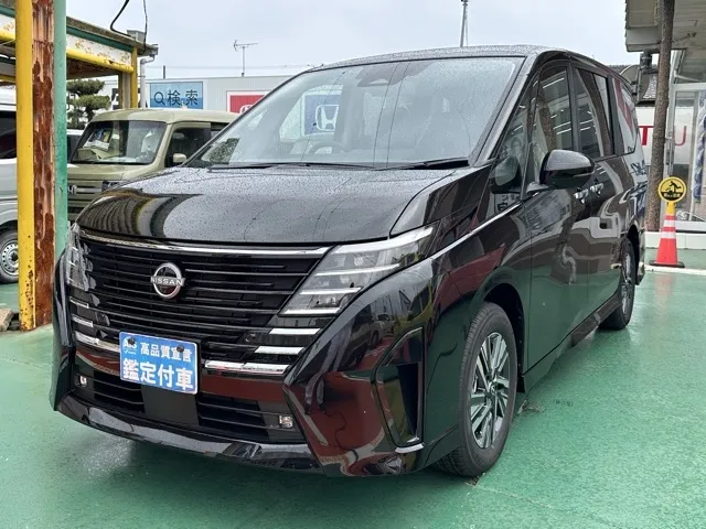 セレナ(ニッサン)ハイウェイスターV アラウンドビューモニター 12.3ナビ登録済未使用車 1